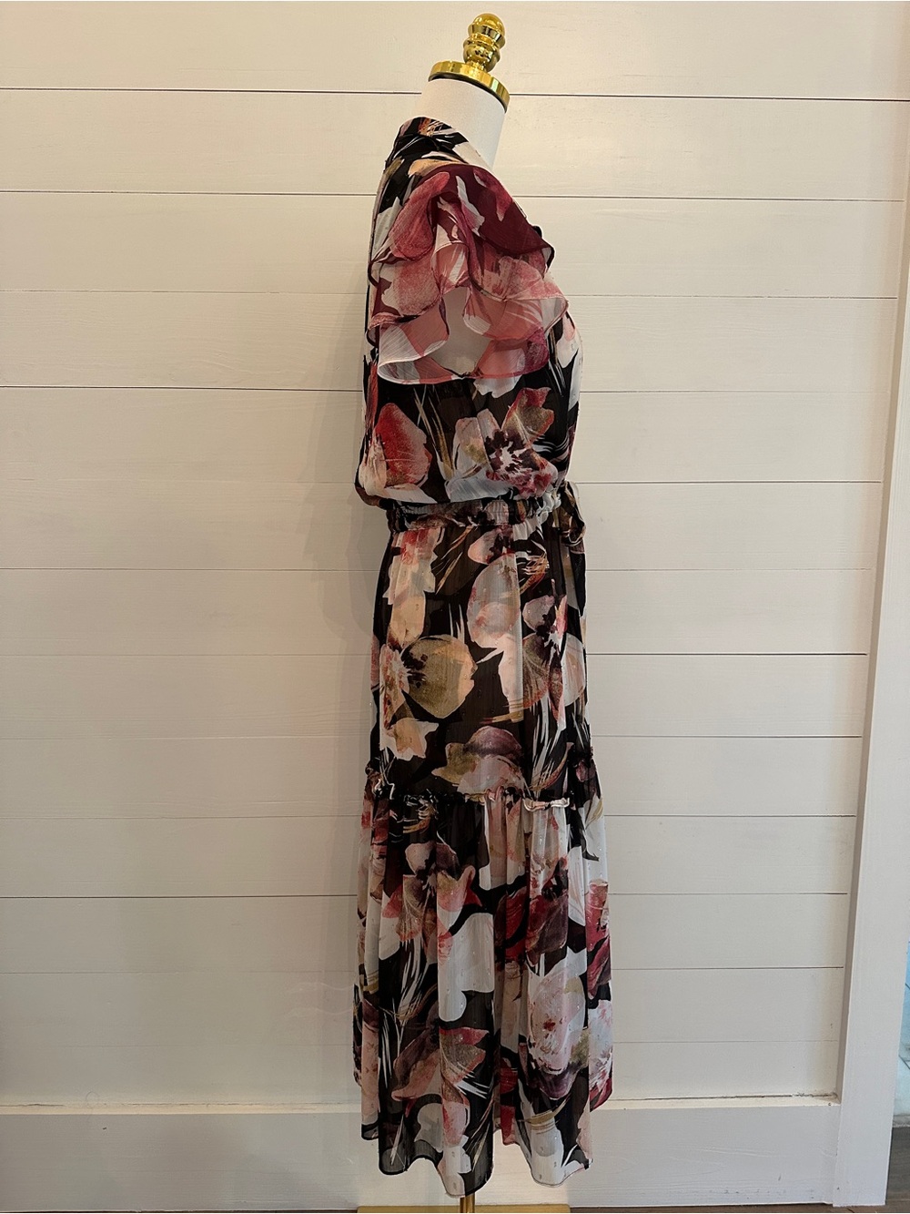 Misa Los Angeles Floral Ruffle Sleeve Tie-Waist Midi Dress - Black & Blush - Picture 2 of 6